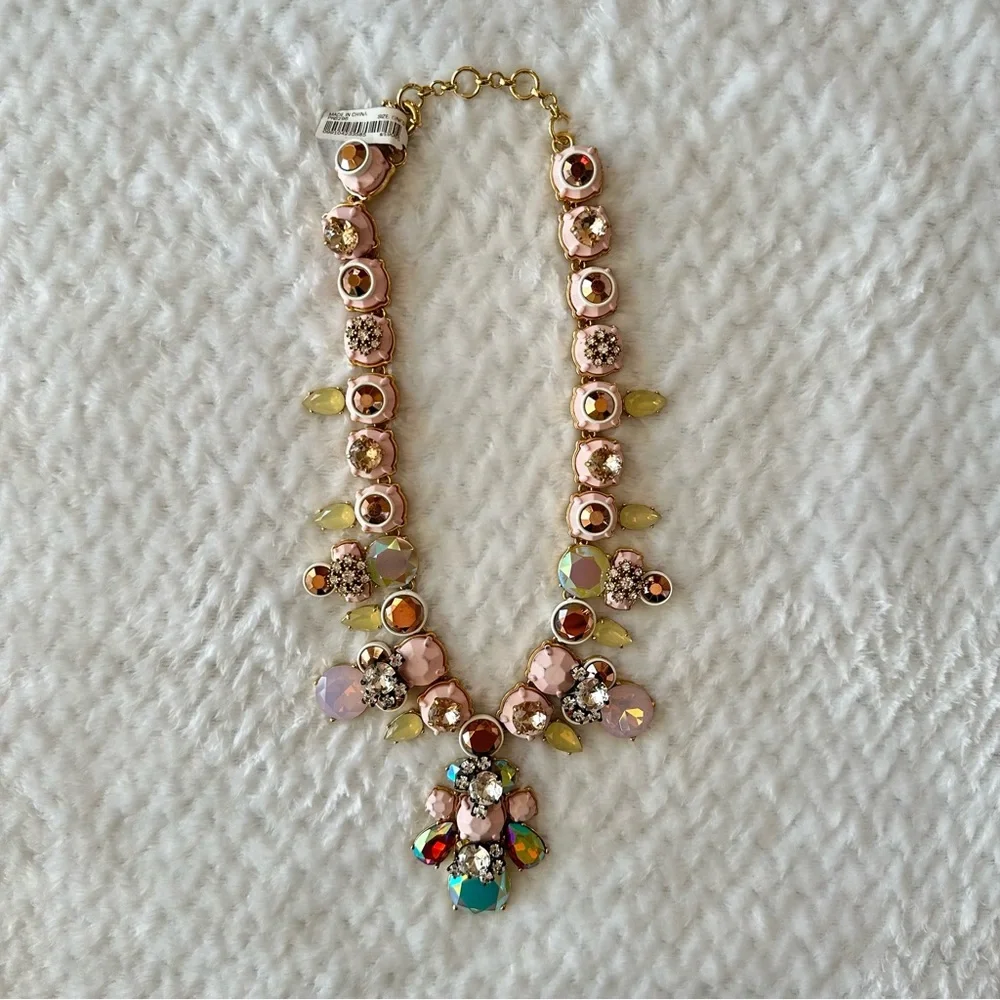 J. Crew Powder Pink Brulee Statement Necklace NWT - Picture 2 of 10